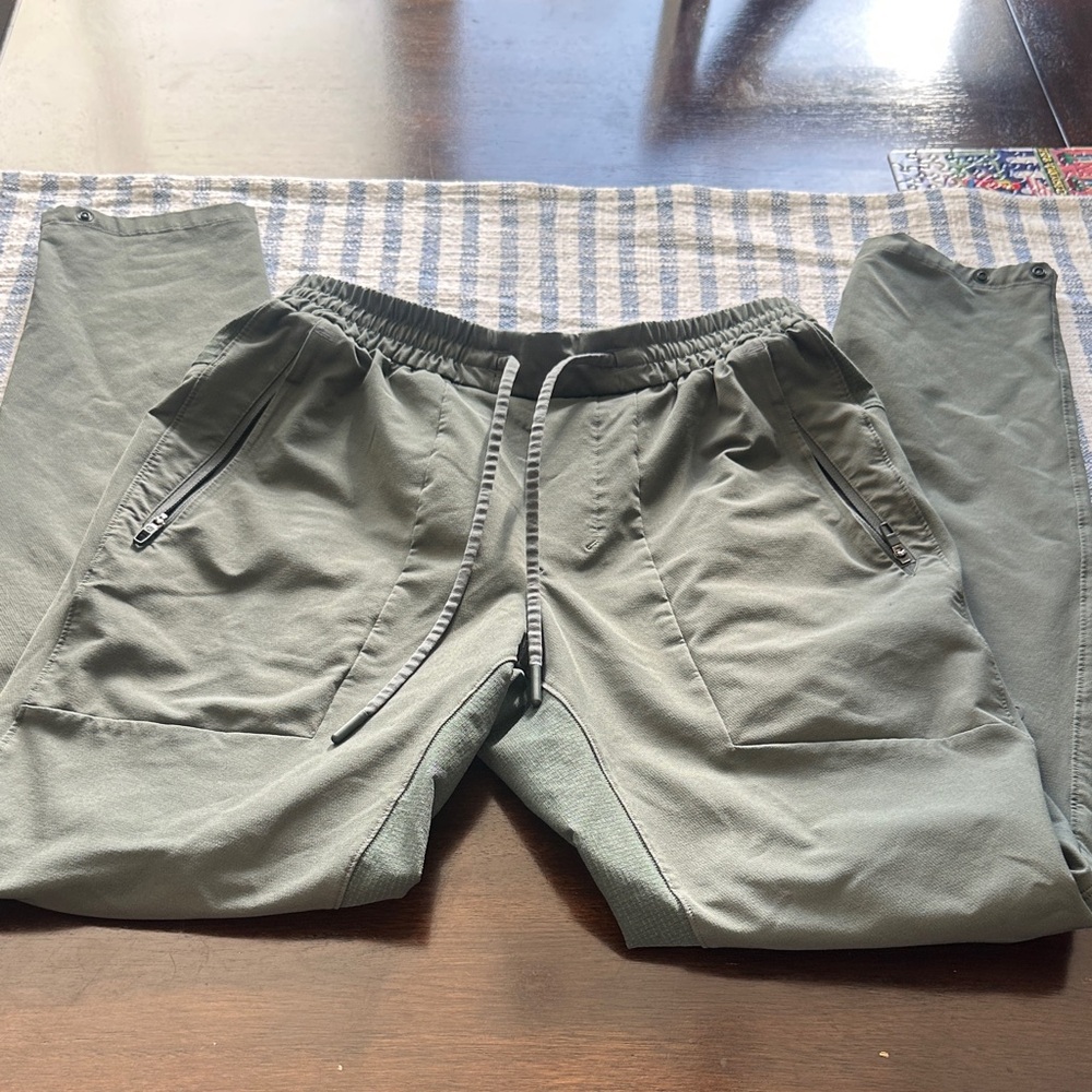 Lululemon Licensed to Train Jogger